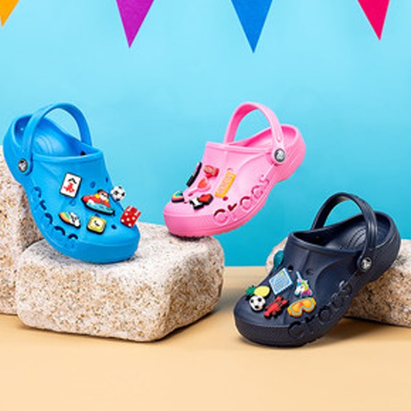 Crocs-hole-shoes-30